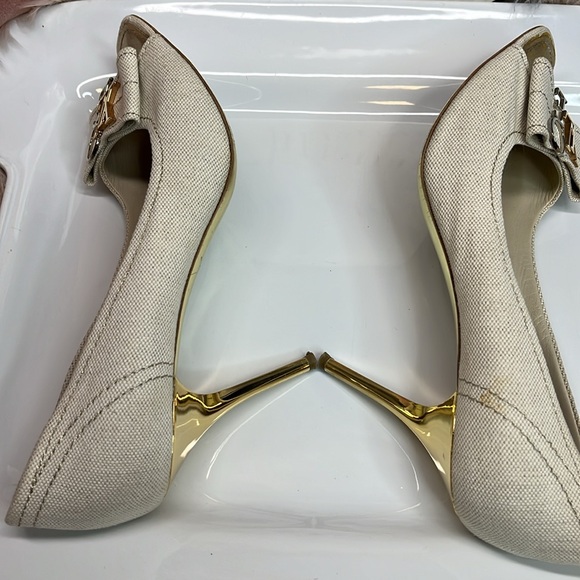 LOUIS VUITTON LOVE PLATE PEEPTOE PUMPS - Picture 15 of 15
